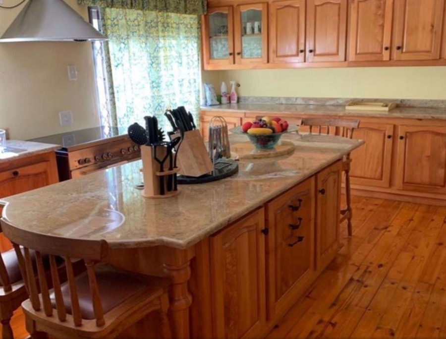 5 Bedroom Property for Sale in Old Place Western Cape